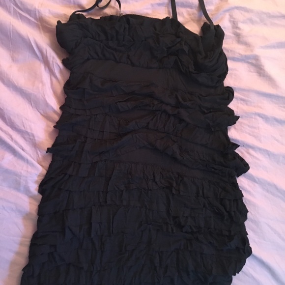 EUC Bailey 44 black ruffled mini dress size large - Picture 3 of 5